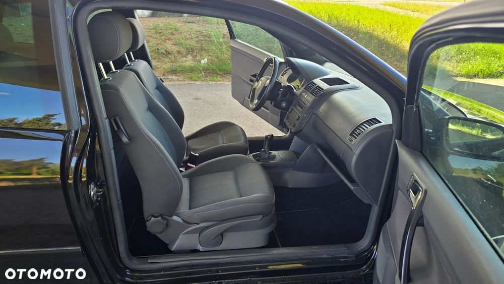 Volkswagen Polo 1.4 Highline - 21