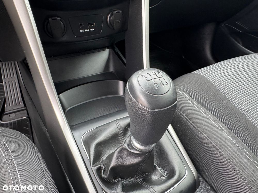 Hyundai i30 1.4 Fifa World Cup Edition - 25