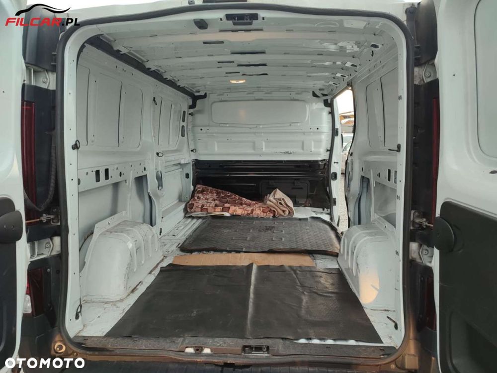 Renault Trafic - 8