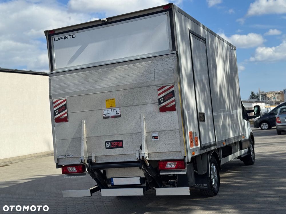 Ford Transit - 9