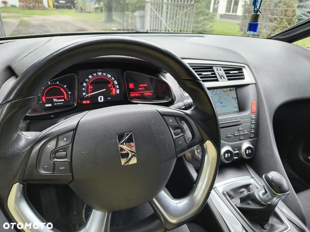 Citroën DS5 - 4