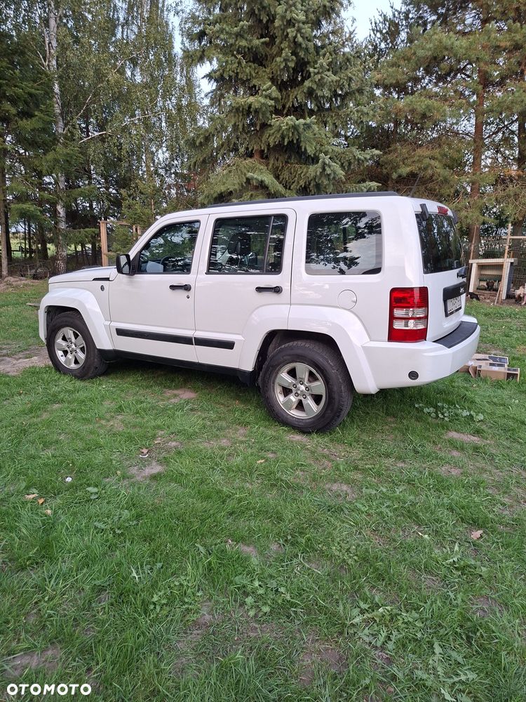 Jeep Liberty - 6