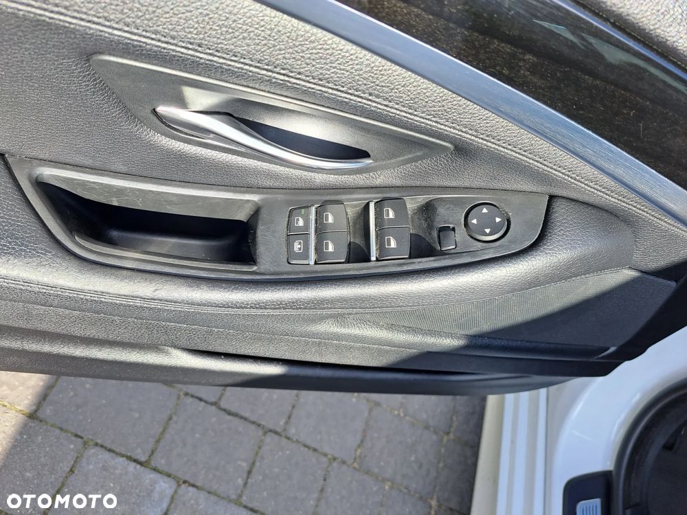 BMW Seria 5 - 22