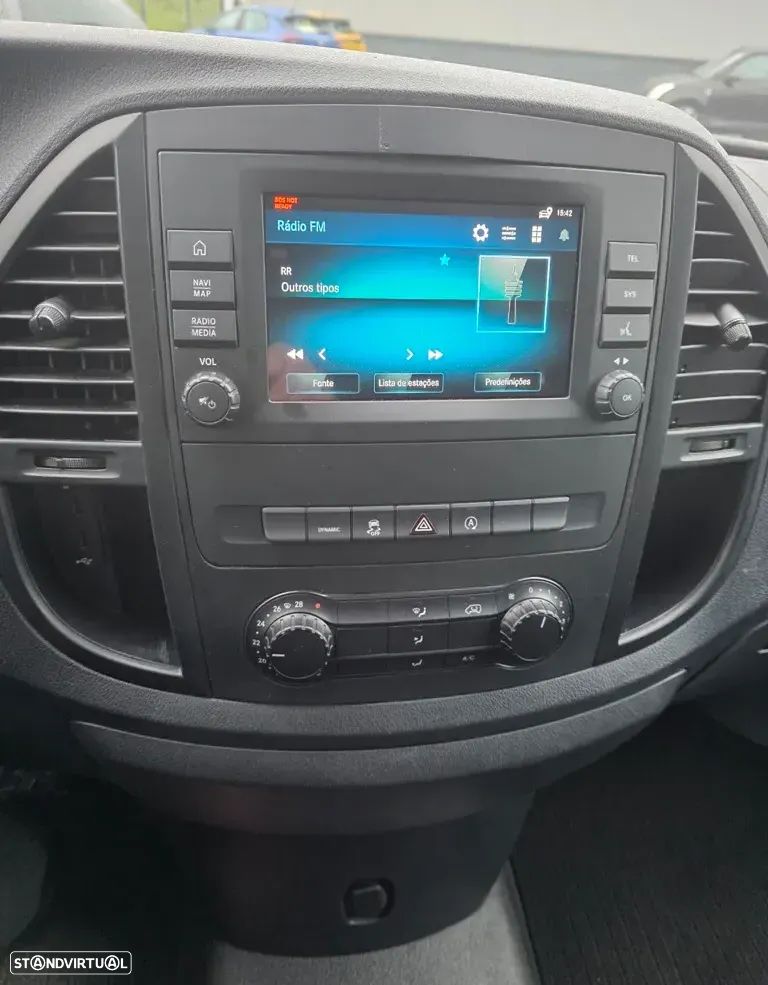 Mercedes-Benz Vito Furgão Longo 114CDI - 11