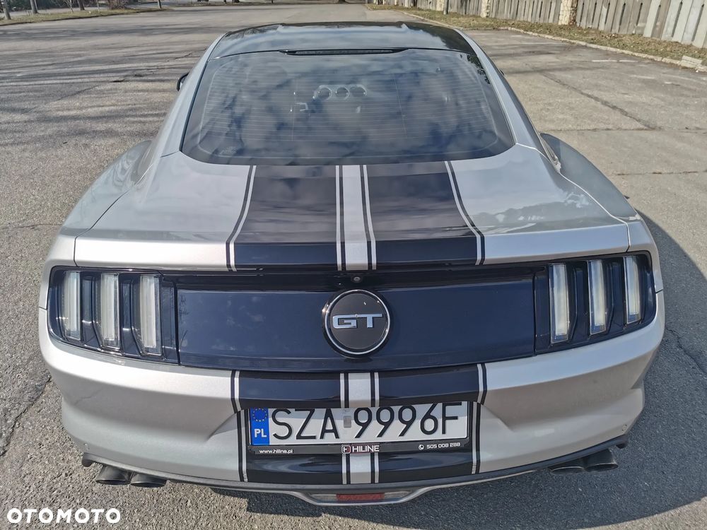 Ford Mustang - 7
