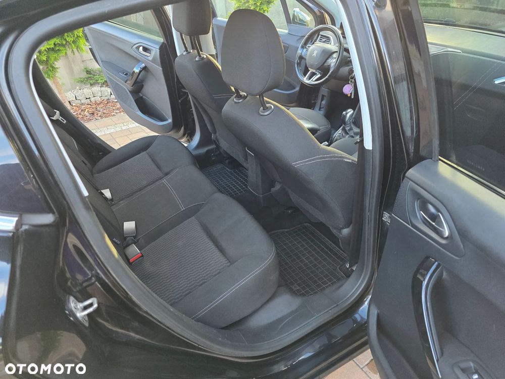 Peugeot 208 Blue-HDi 100 Stop&Start Allure - 11