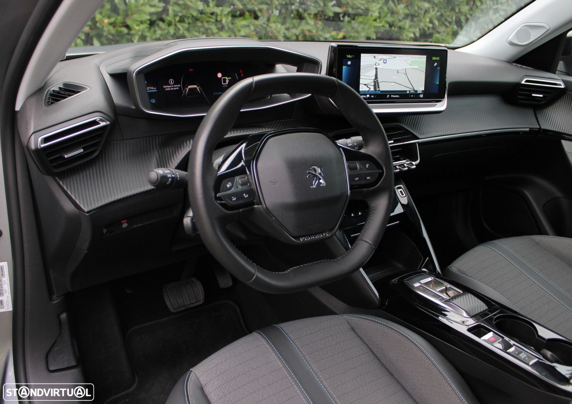 Peugeot e-2008 50 kWh Allure - 29