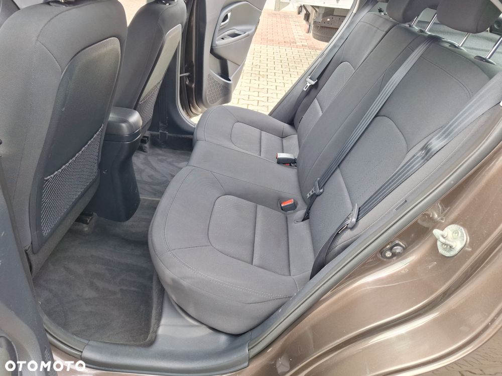 Kia Rio - 20