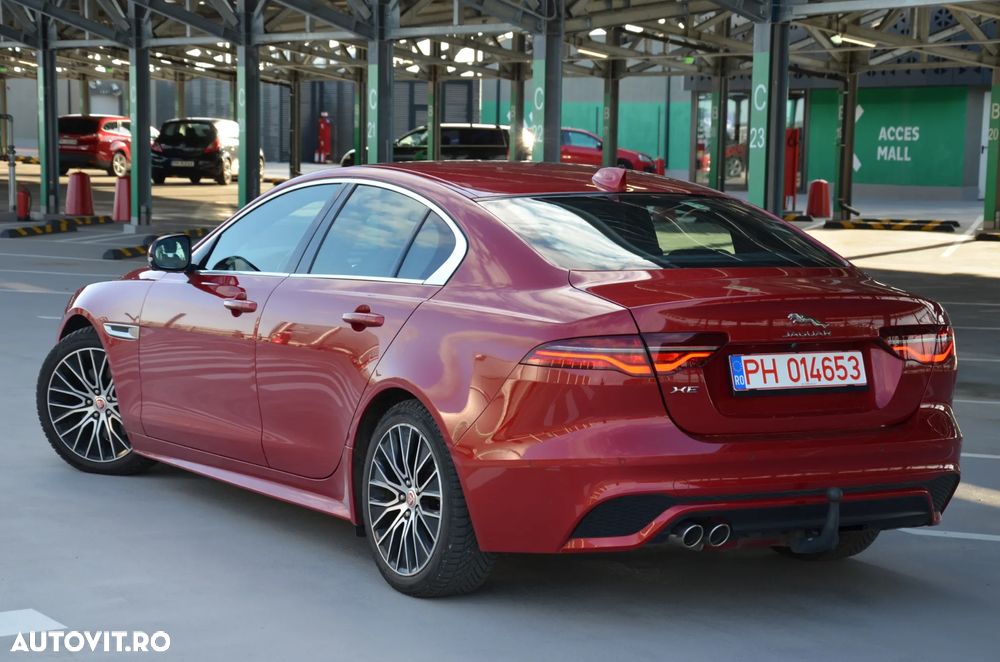 Jaguar XE D200 RWD MHEV R-Dynamic HSE - 13