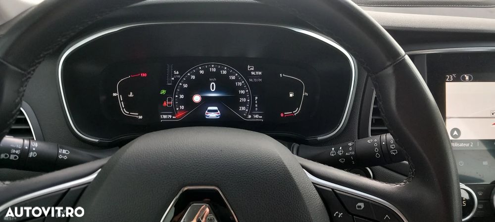Renault Megane - 5