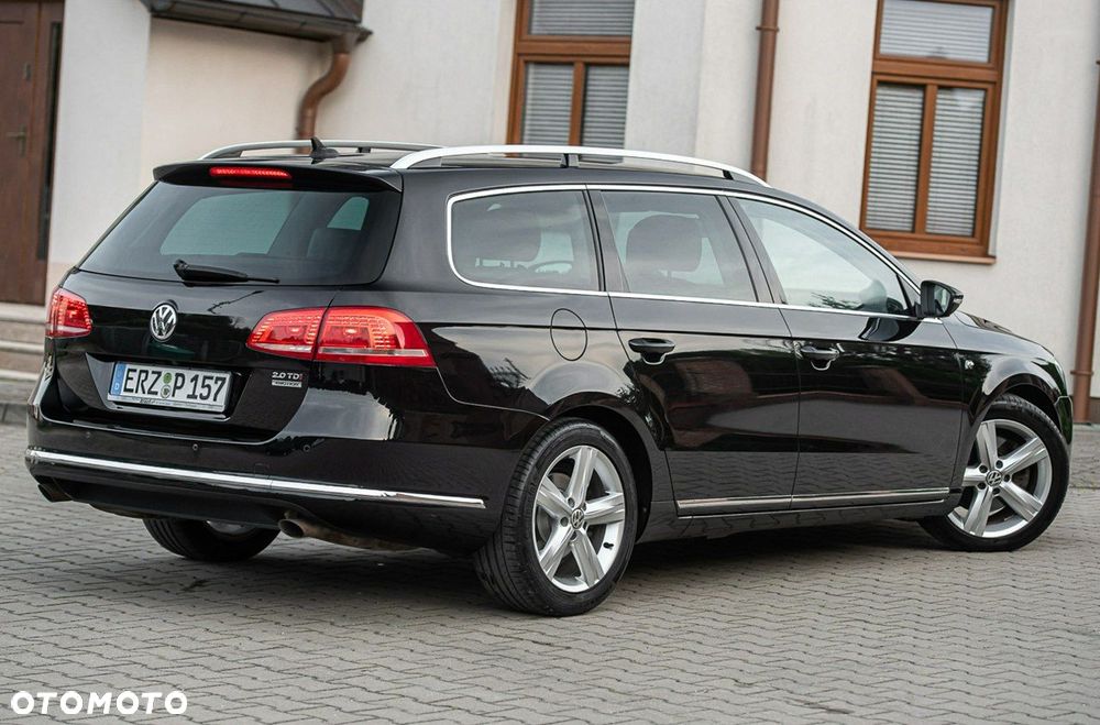 Volkswagen Passat Variant 2.0 TDI DSG BlueMotion Technology Highline - 16