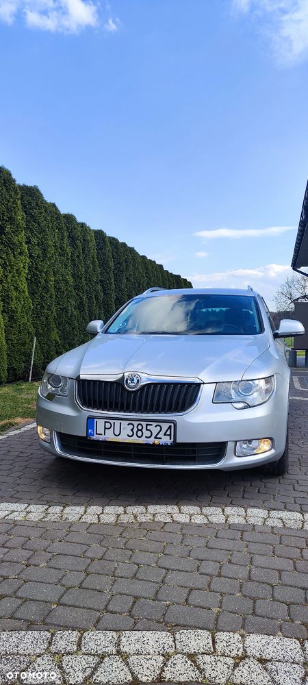 Skoda Superb 2.0 TDI DSG Ambition - 9