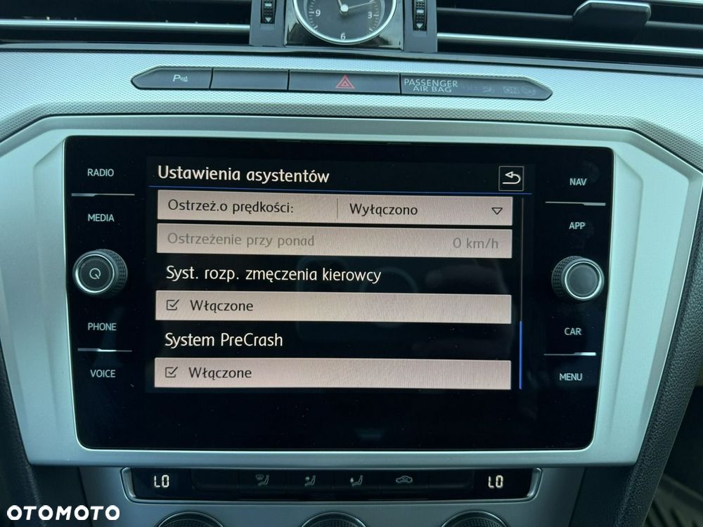 Volkswagen Passat Variant 2.0 TDI BMT Comfortline DSG - 29