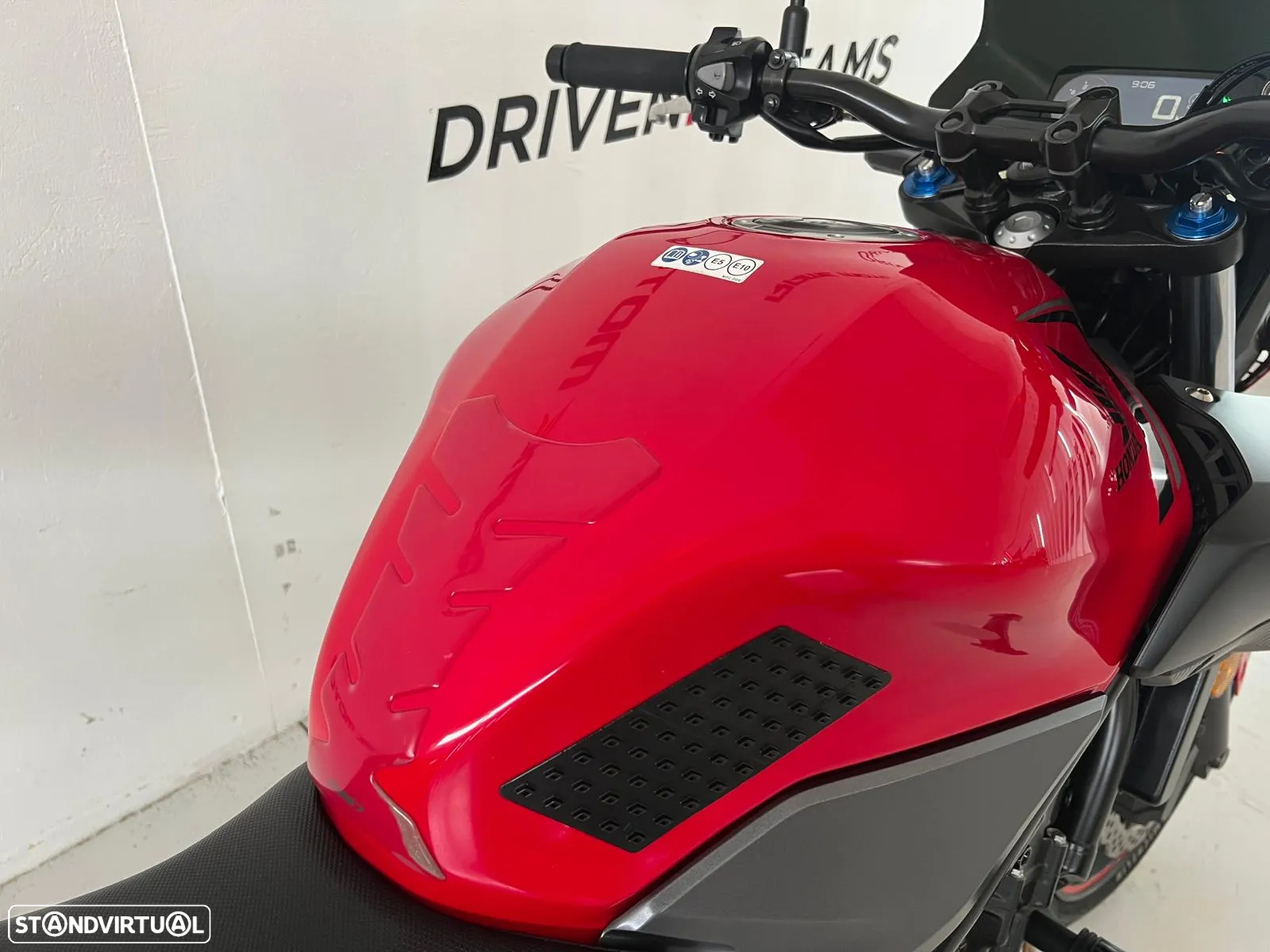 Honda CB 500F - 8