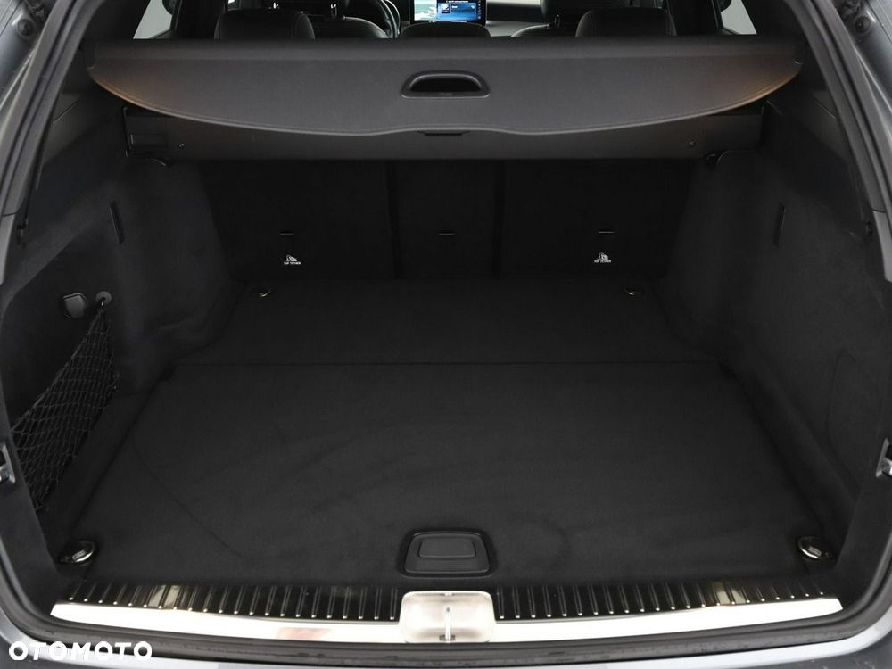Mercedes-Benz Klasa C 200 4Matic 9G-TRONIC AMG Line - 21