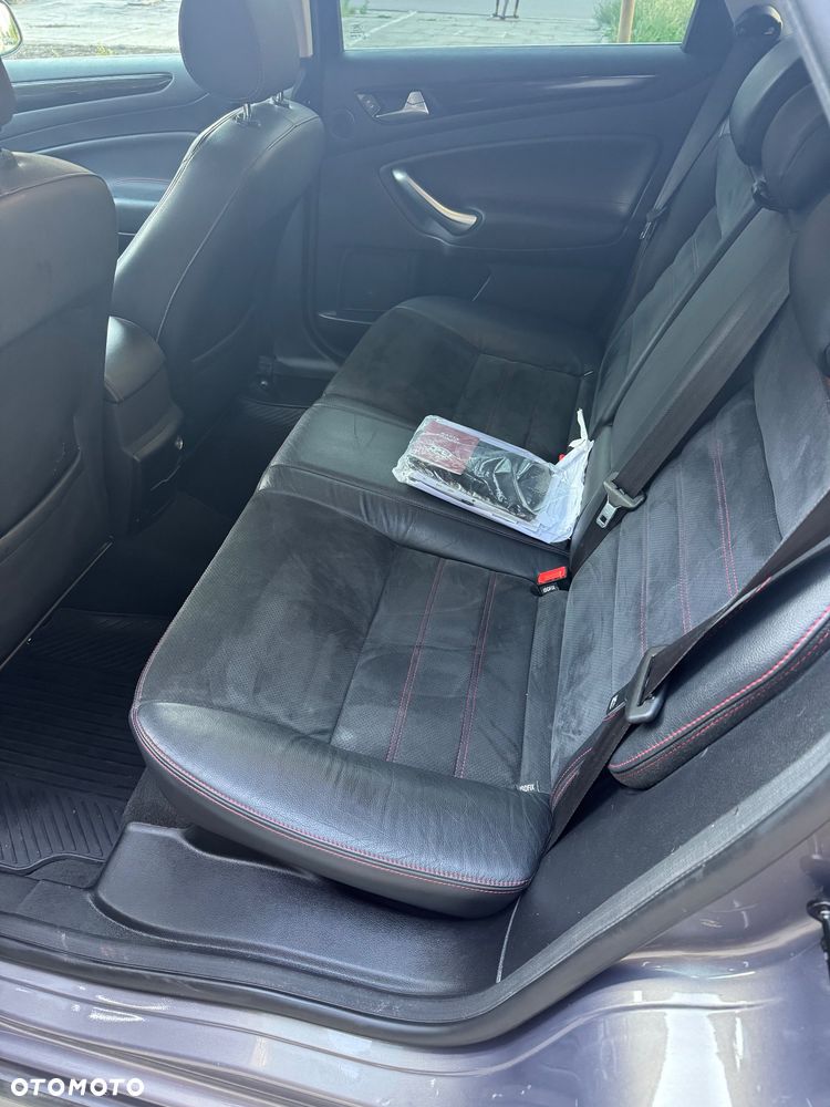 Ford Mondeo 2.0 TDCi Titanium S - 16