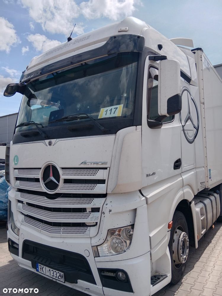 Mercedes-Benz Actros - 1