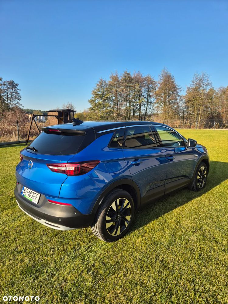 Opel Grandland X 1.6 T Design Line S&S - 9