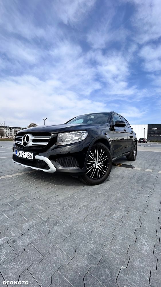 Mercedes-Benz GLC - 9