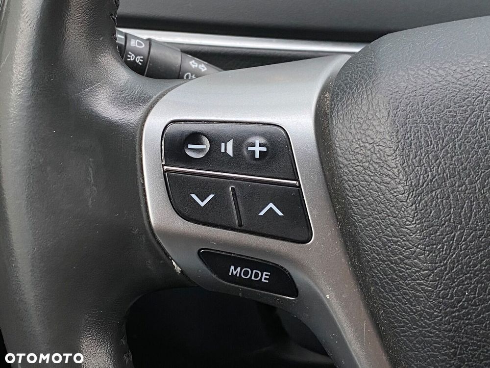 Toyota Verso 1.8 Premium 7os - 22