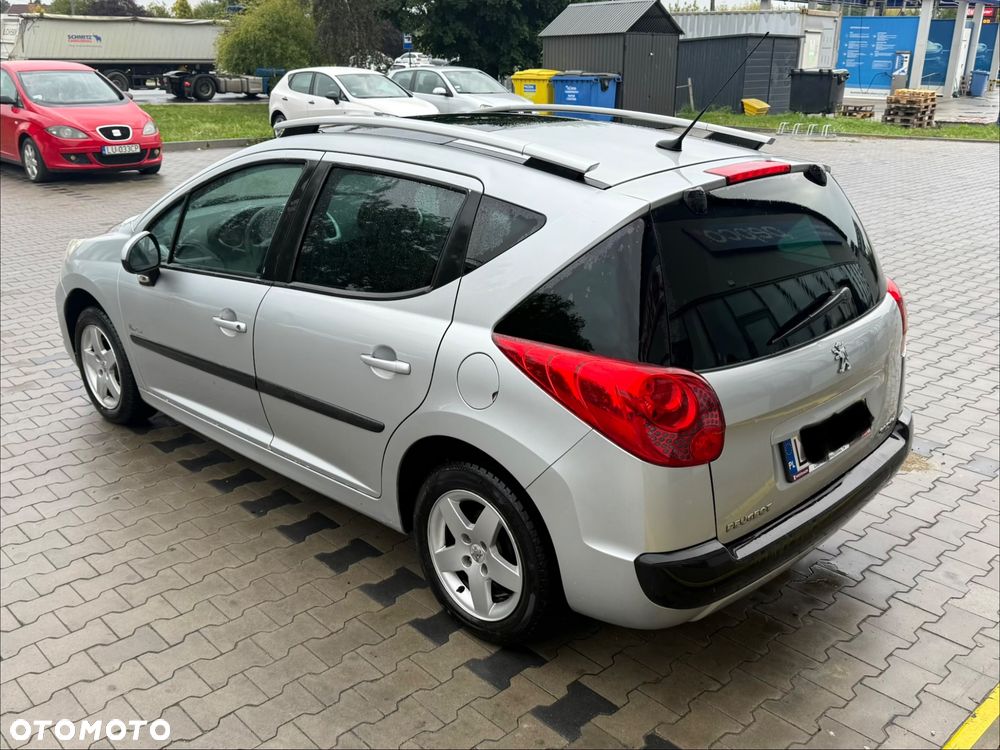 Peugeot 207 1.4 16V Presence - 5