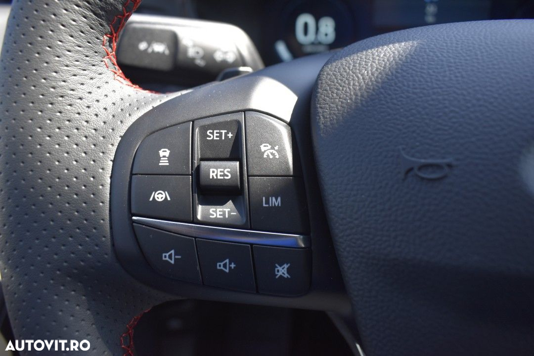 Ford Focus 2.3 Ecoboost ST X - 35