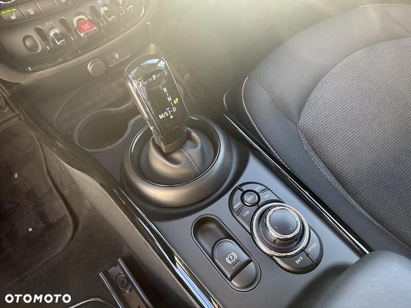 MINI Clubman Cooper - 17