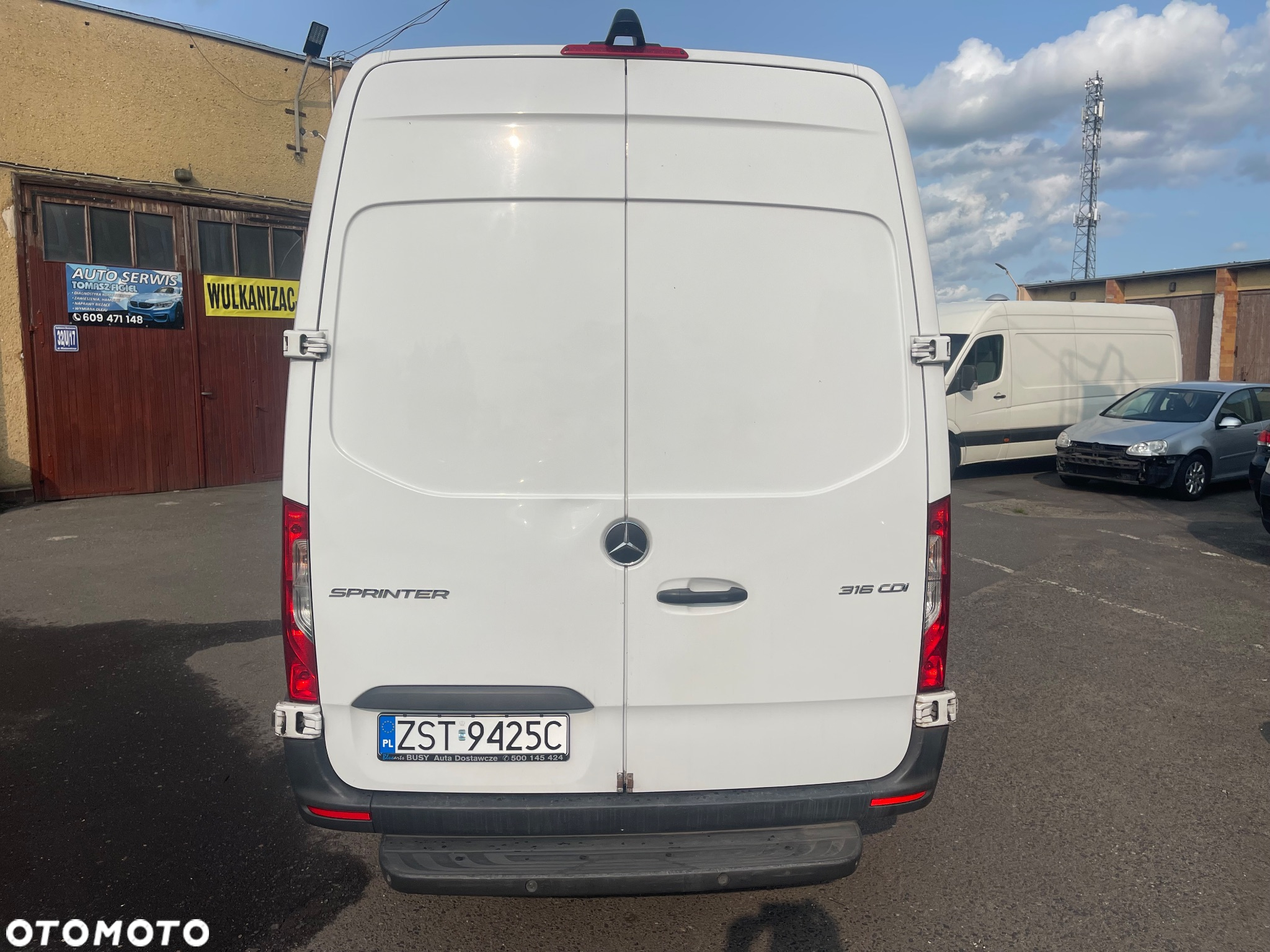 Mercedes-Benz Sprinter 316 - 12