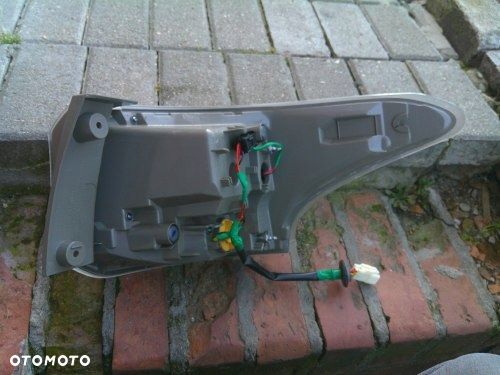 MITSUBISHI OUTLANDER III 12-15 LAMPA LEWA TYLNA LED ORYGINAŁ - 7