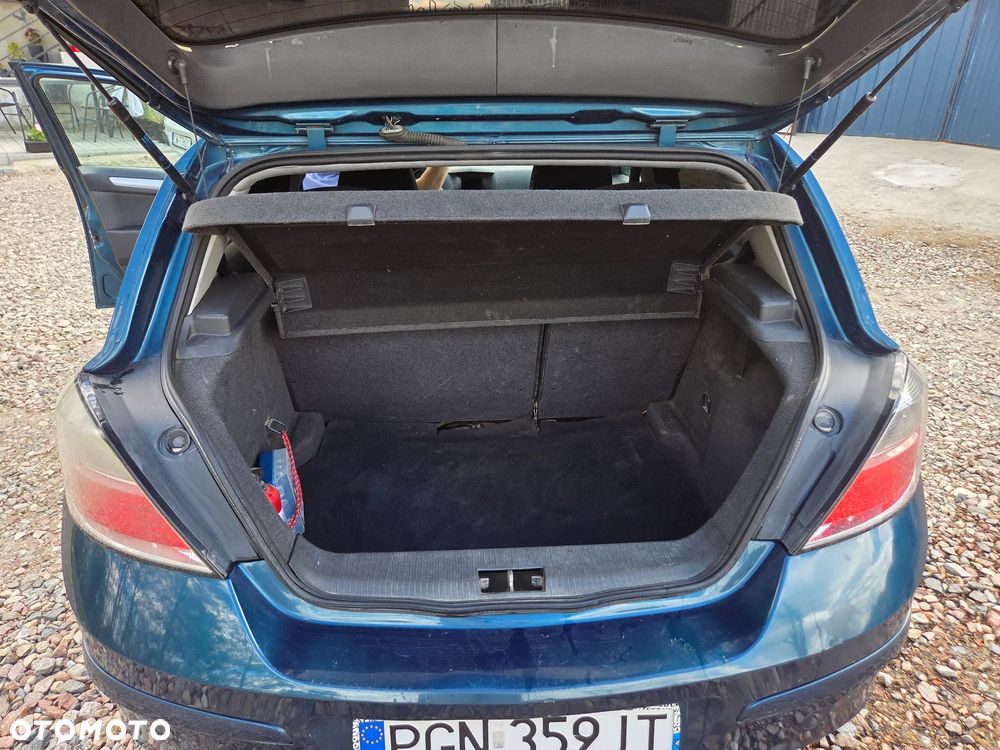Opel Astra 1.4 111 - 10