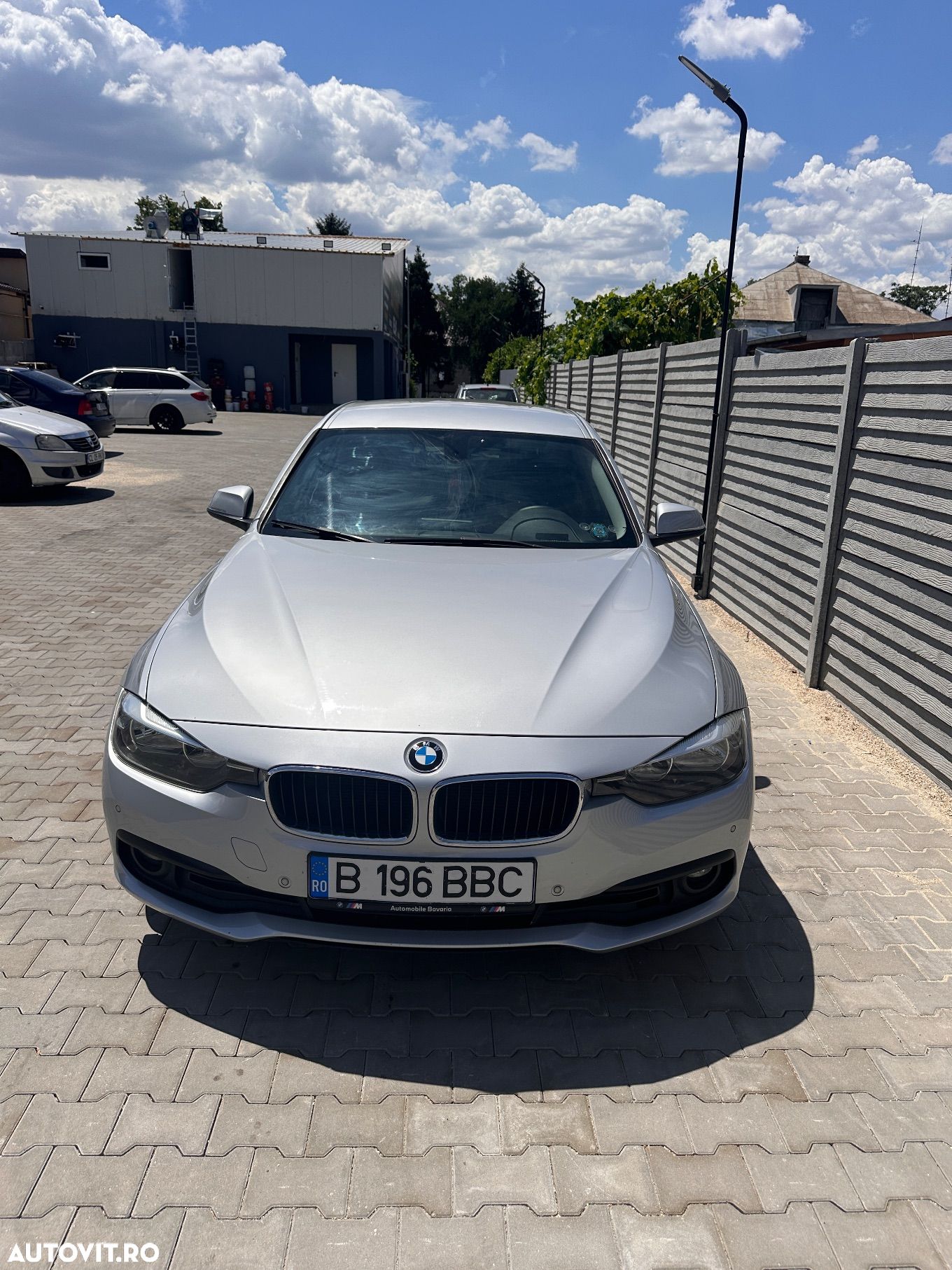 BMW Seria 3 - 1