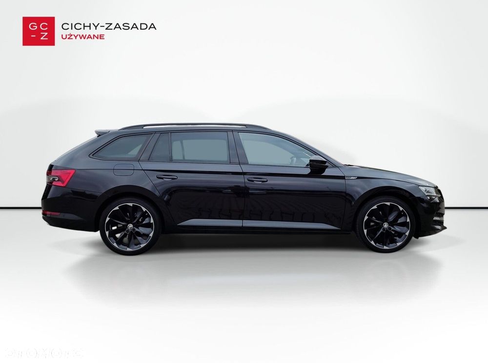 Skoda Superb 2.0 TDI SCR 4x4 Sportline DSG - 6
