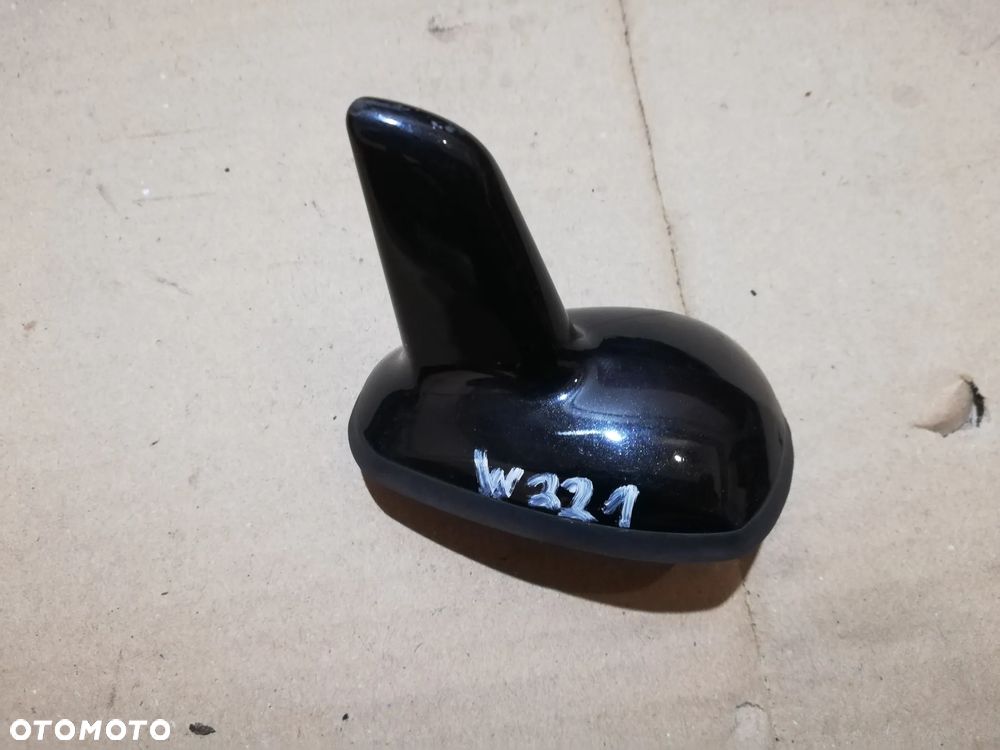 MERCEDES E W207 W221 ANTENA DACHOWA PŁETWA A2218205975 - 1