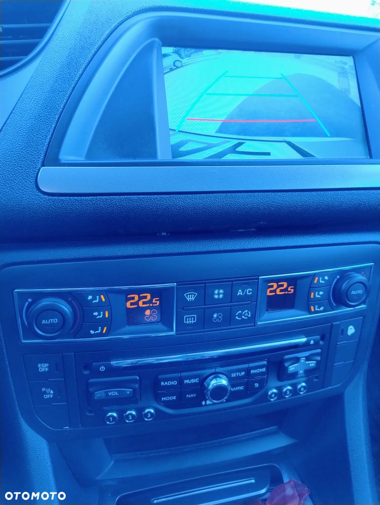 Citroën C5 HDi 140 FAP Exclusive - 8