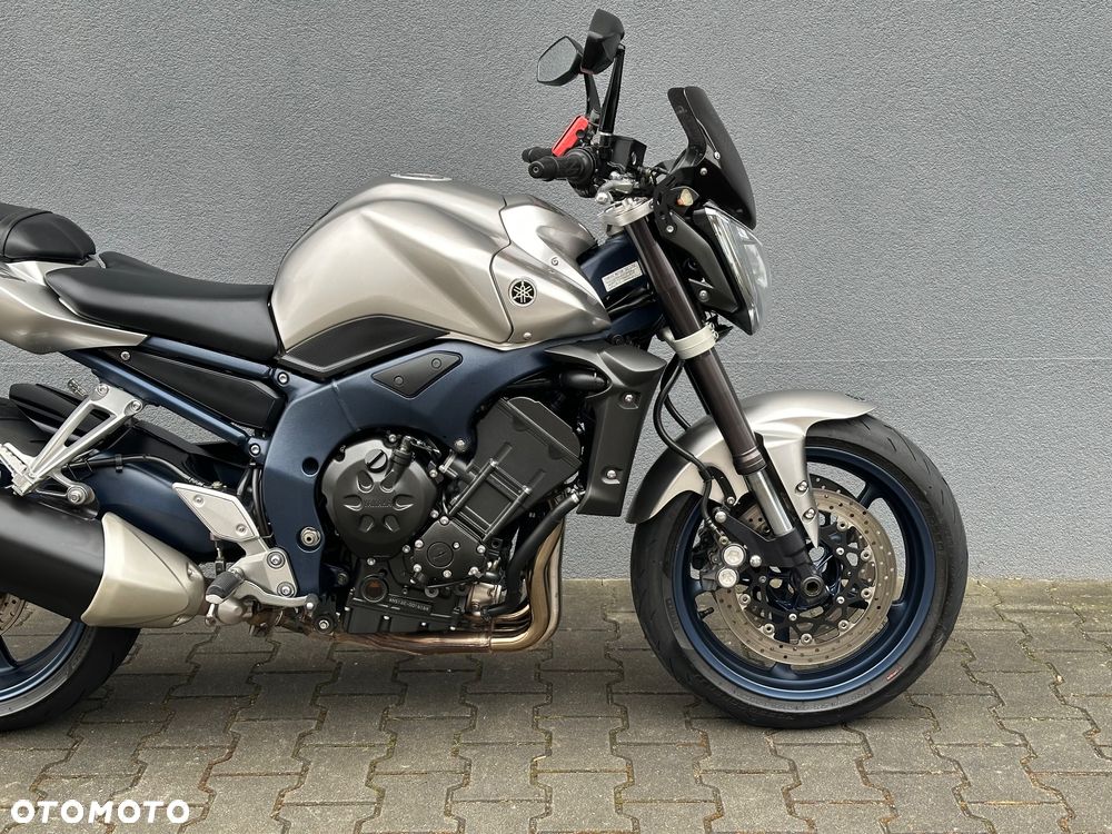 Yamaha FZ - 10
