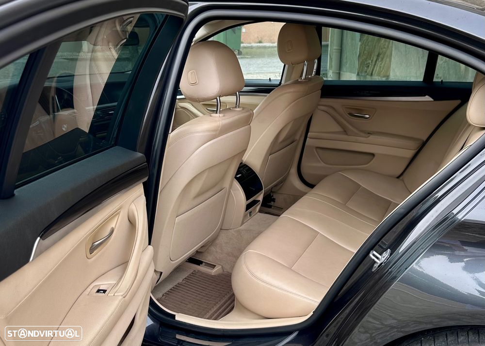 BMW 525 d Line Luxury Auto - 8