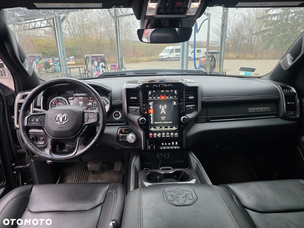 Dodge RAM - 11