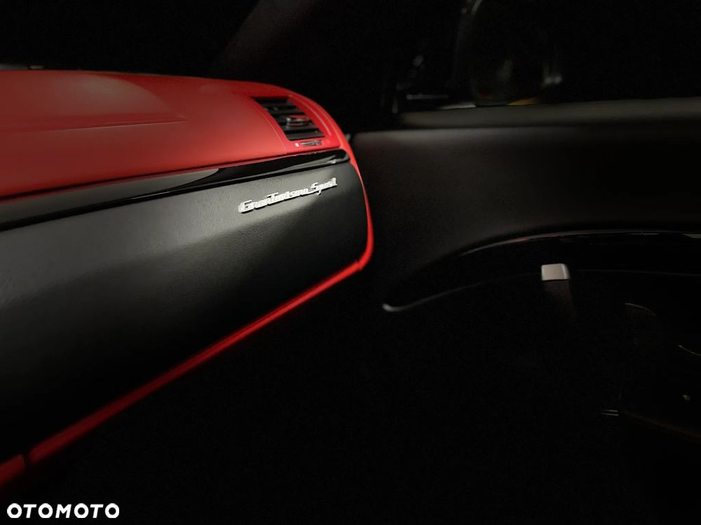 Maserati GranTurismo S Automat - 37