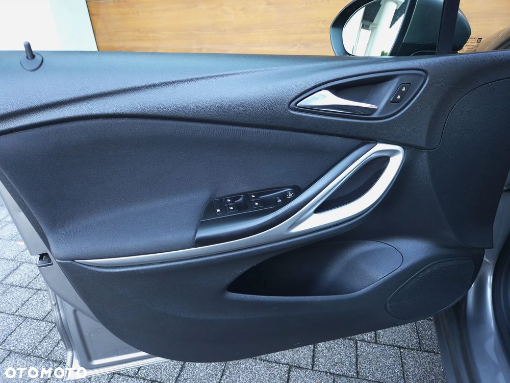 Opel Astra 1.4 Turbo Active - 25