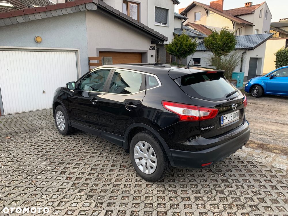 Nissan Qashqai 1.2 DIG-T N-Connecta EU6 - 3