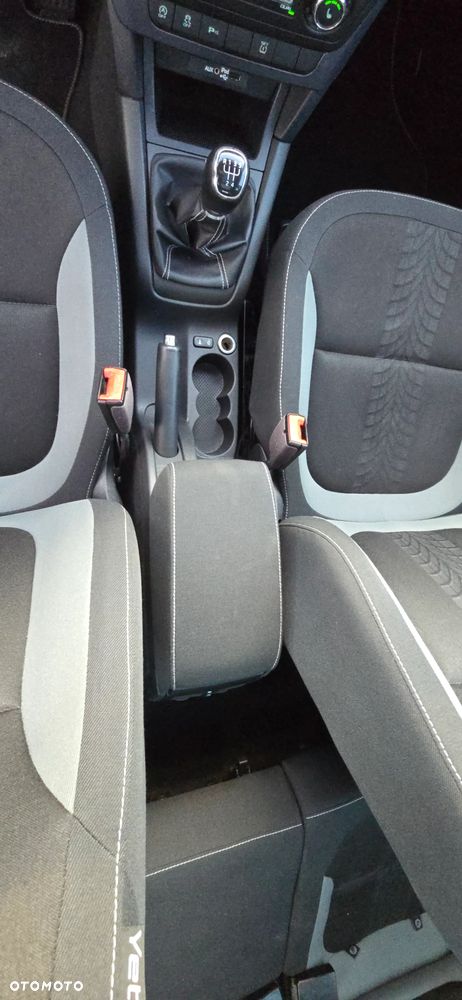 Skoda Yeti 2.0 TDI SCR 4x2 Active - 21