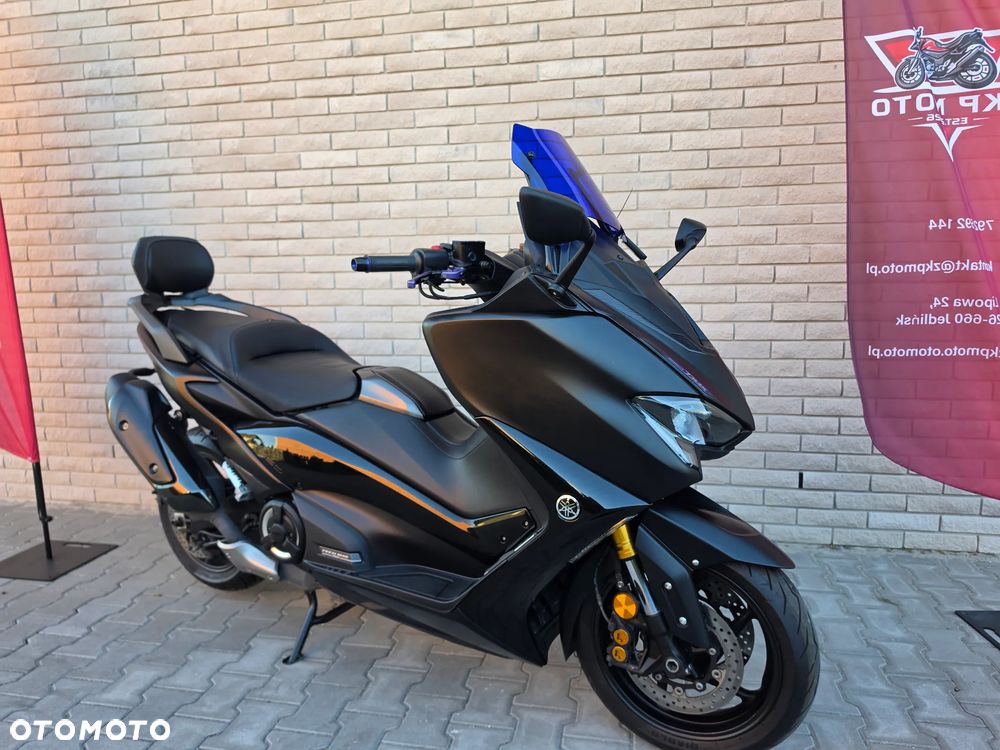 Yamaha Tmax - 16