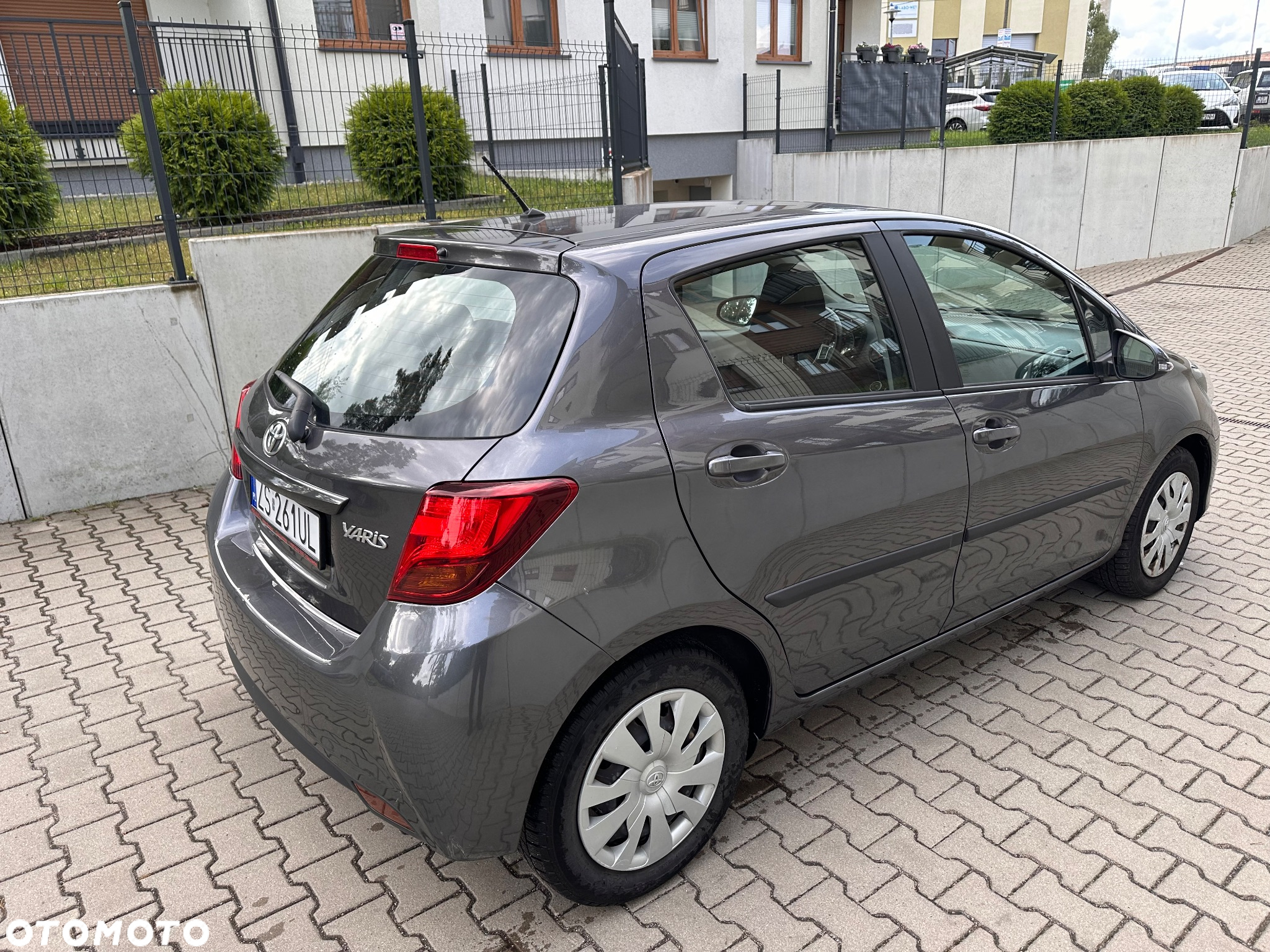 Toyota Yaris 1.0 VVT-i - 8