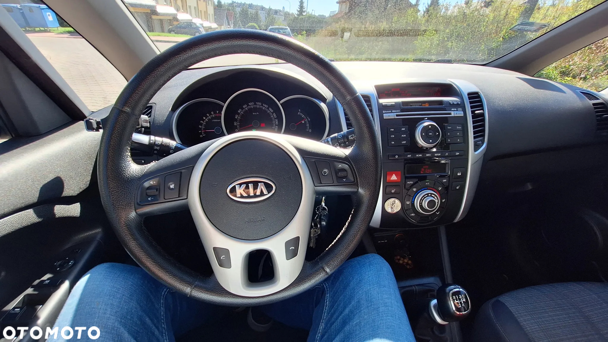 Kia Venga 1.6 M - 8