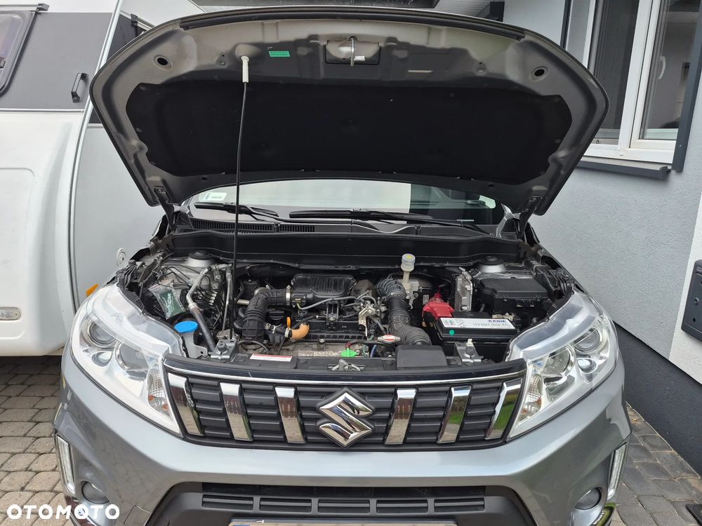 Suzuki Vitara 1.0 Boosterjet Premium 2WD - 9