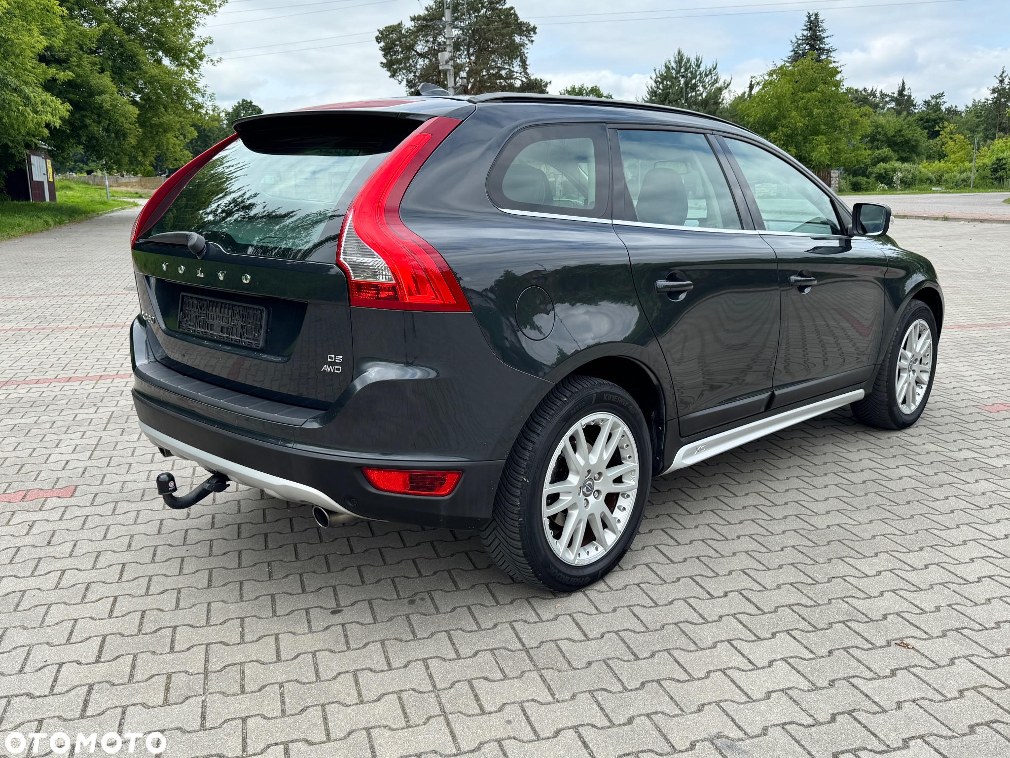 Volvo XC 60 D5 AWD Momentum - 4