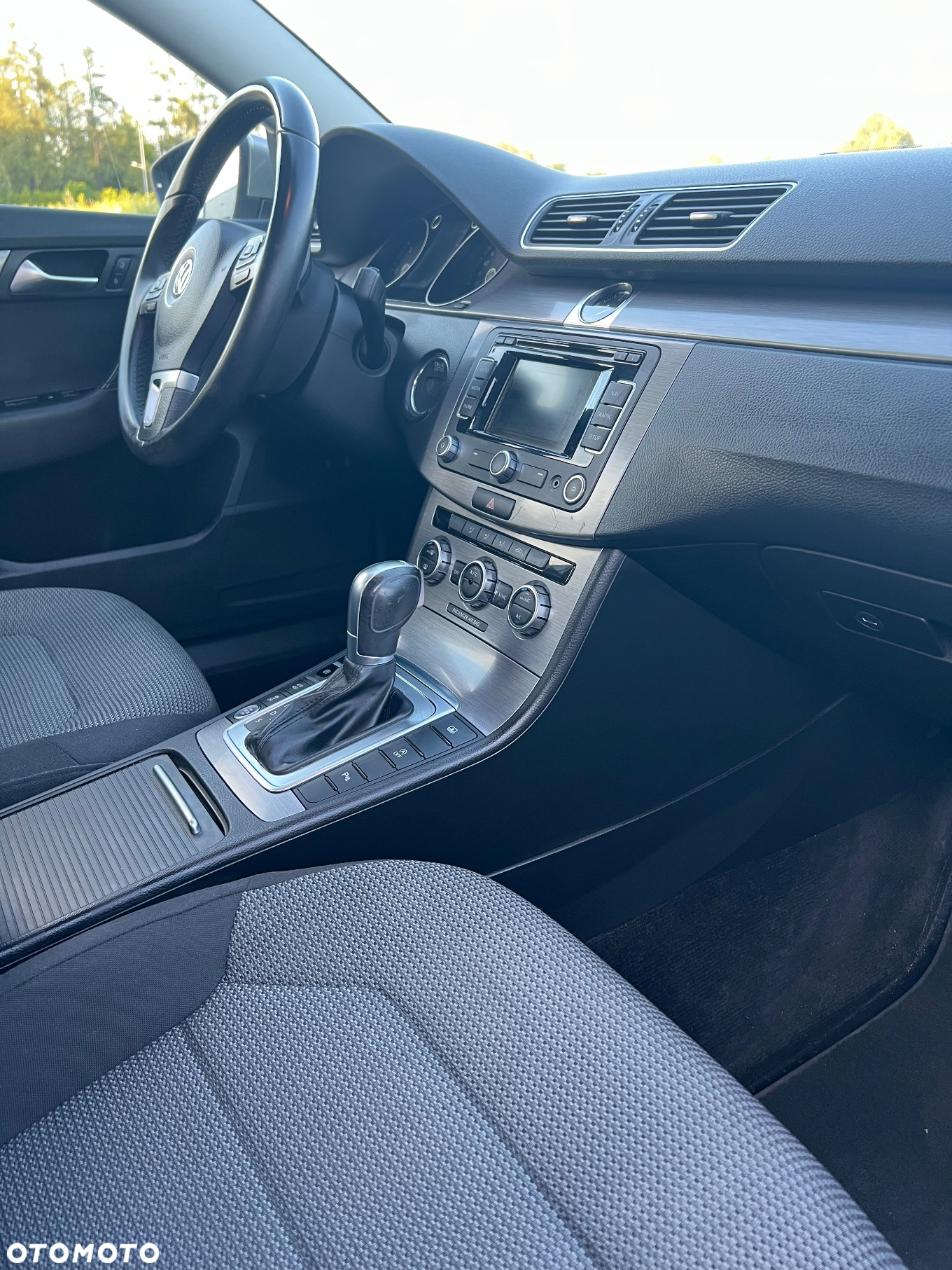 Volkswagen Passat 2.0 TDI Comfortline DSG - 9