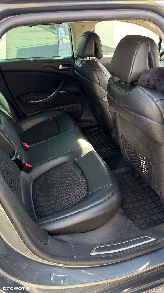 Citroën C5 2.0 HDi Exclusive - 8