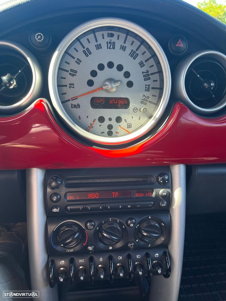 Mini Cabrio 2006 photo 5