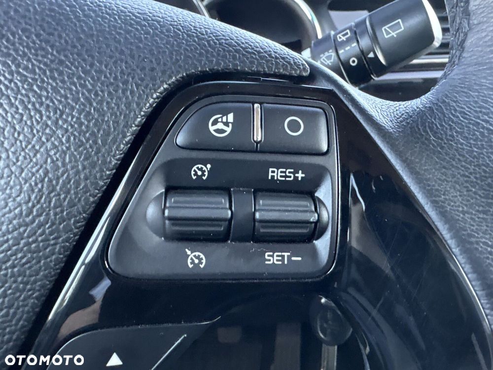 Kia Ceed 1.6 GDI L Business Line - 16